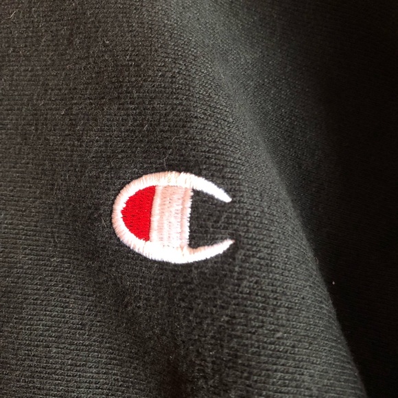 Men’s Champion Reverse Weave Pullover Hoodie - Picture 2 of 4